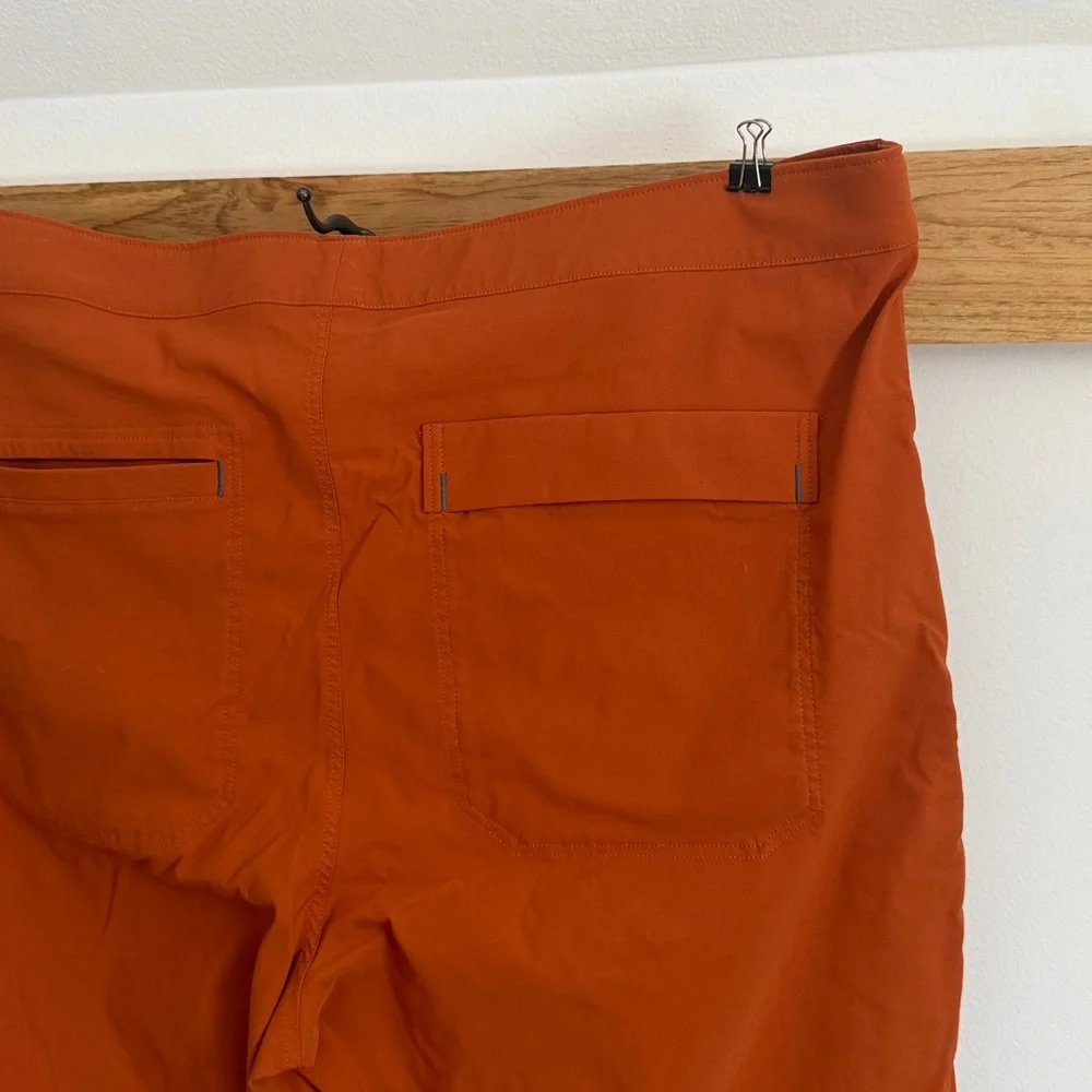 Alpine Parrot Outdoor Pants - Picture 5 of 5